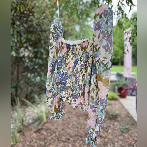 ASTR The Label square neck ruched blouse - Picture 6 of 11